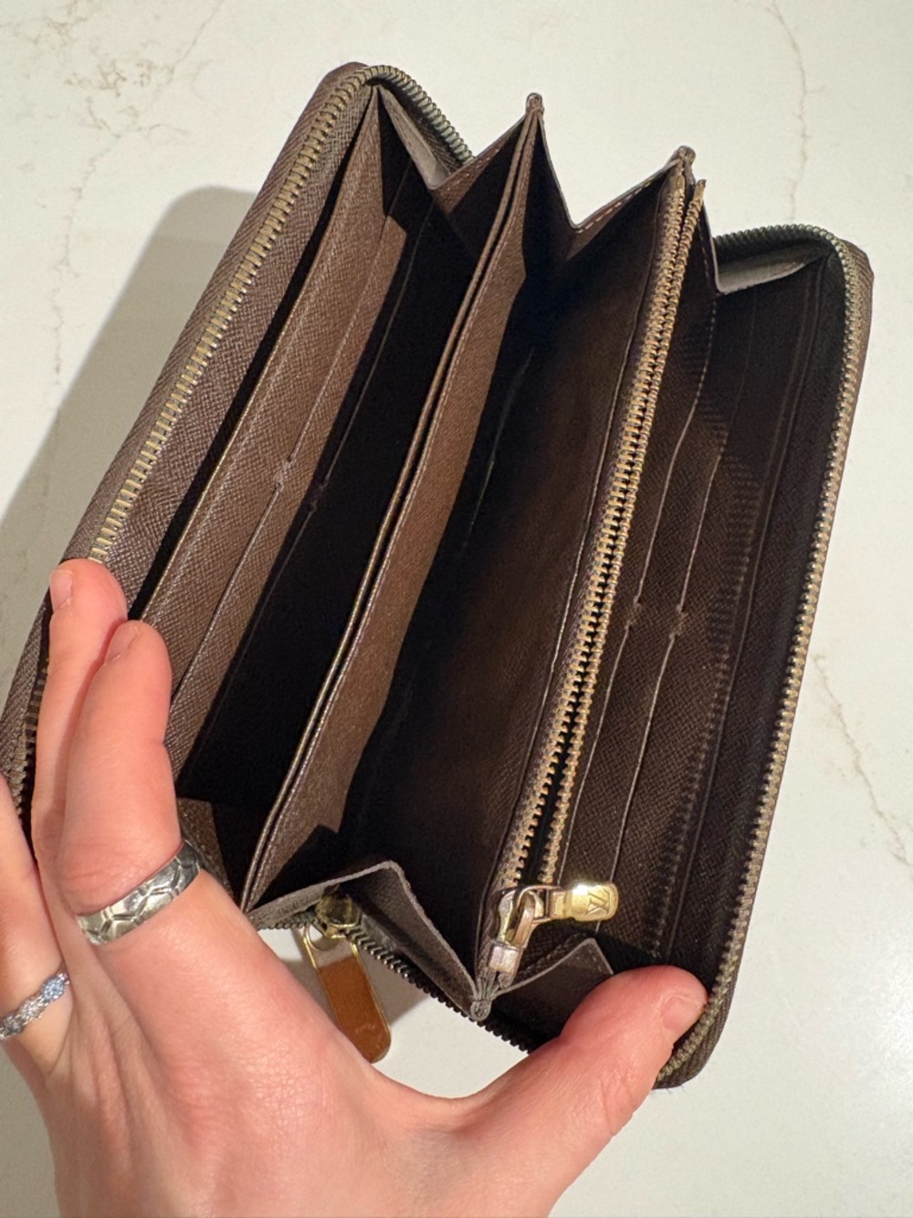 Louis Vuitton
Damier Ebene Pattern Coated Canvas - Picture 8 of 14